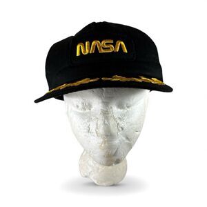 Vintage 80s NASA Space Gold Leaf Wing Black Snapback Trucker Mesh Hat Cap
